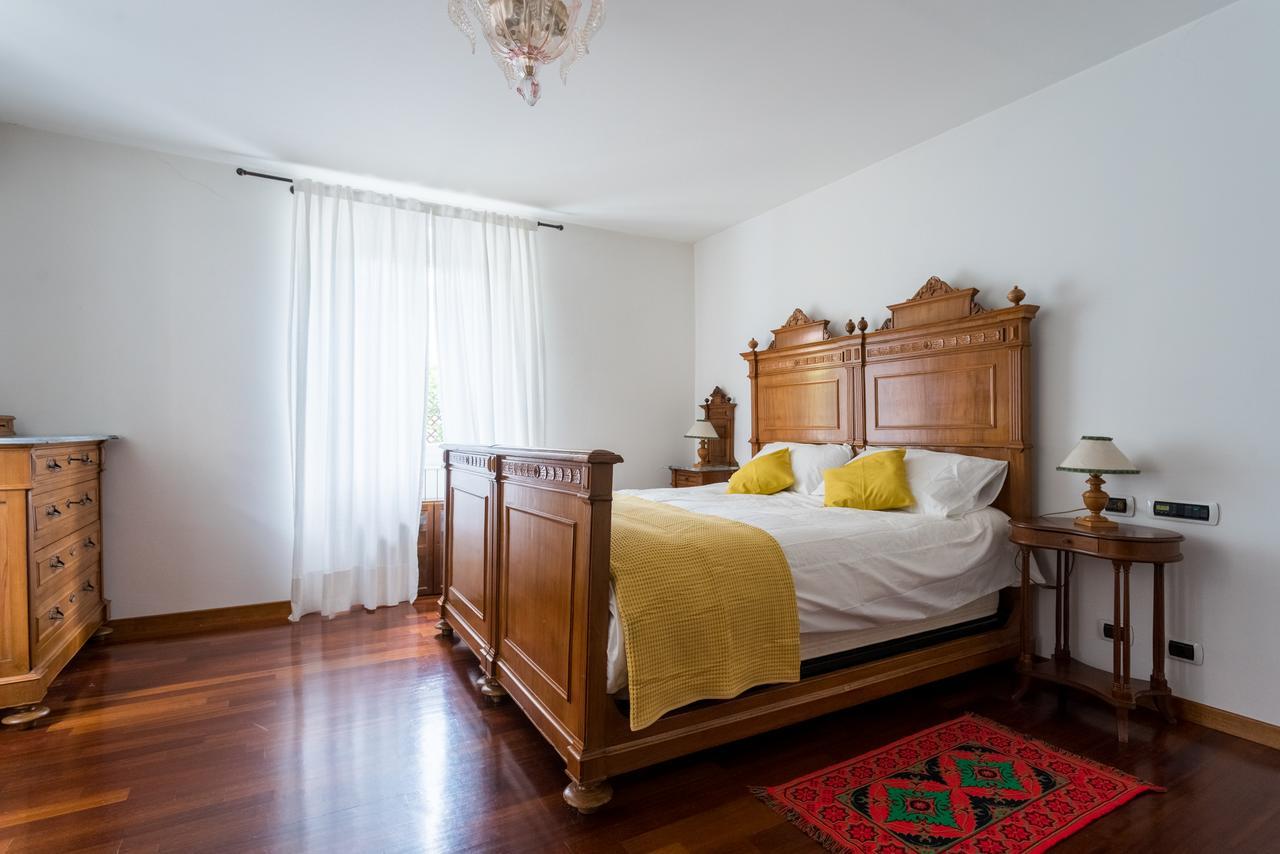 Una Terrazza Da Sogno By Rent All Como Apartment Carate Urio Exterior photo