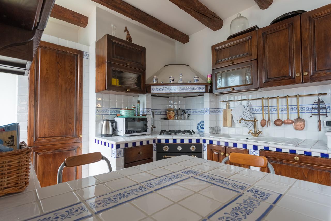Una Terrazza Da Sogno By Rent All Como Apartment Carate Urio Exterior photo